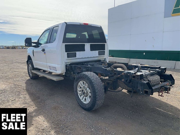 2018-ford-f350-image-3