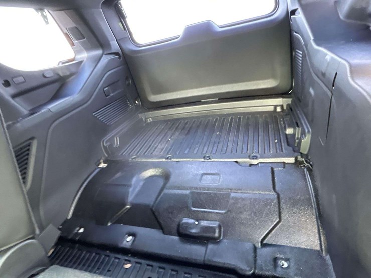2021-chevrolet-tahoe-4x4-suv-image-22
