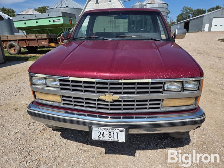 1989-chevrolet-2500-image-2
