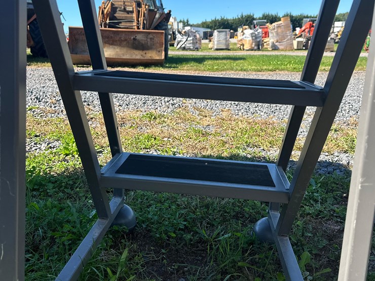 step-ladder-image-6