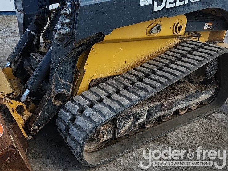 2018-deere-333g-image-8