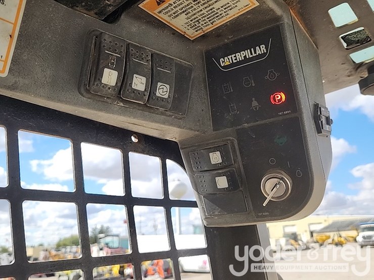 caterpillar-277-image-23