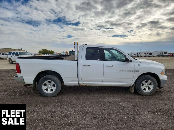 2012-ram-1500-slt-image-20