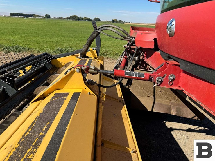new-holland-h8040-image-19