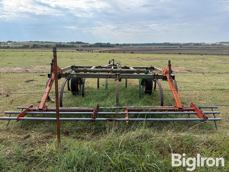 john-deere-11-image-6
