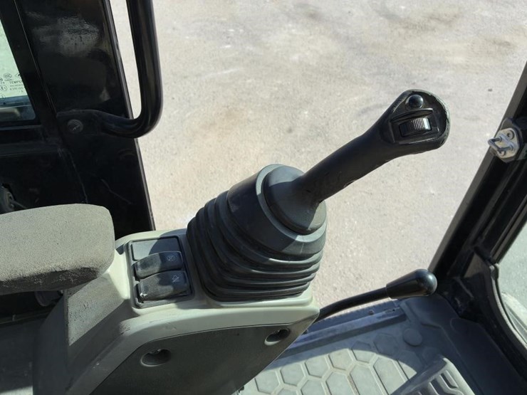 2016-caterpillar-308e2-cr-image-20