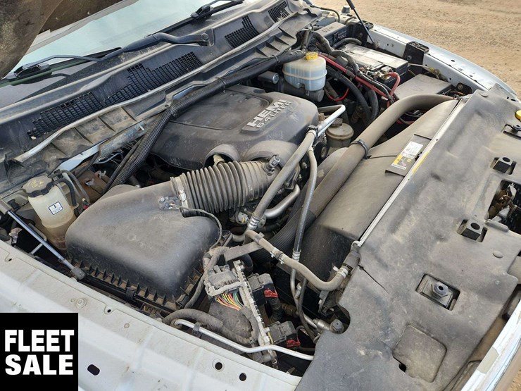2015-ram-2500-slt-image-37