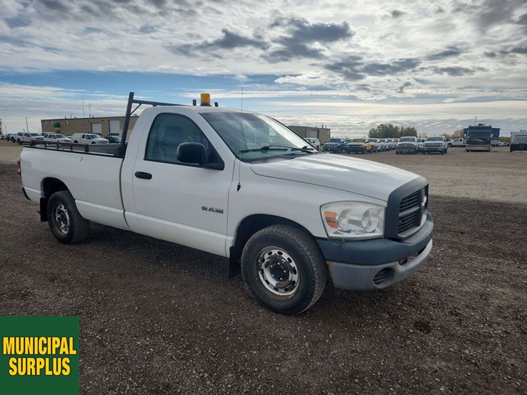 2008-dodge-ram-1500-image-2