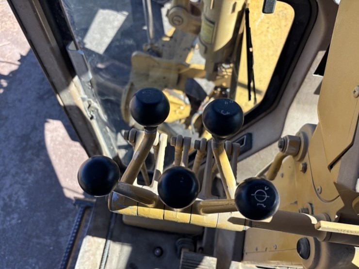 1988-caterpillar-140g-image-28