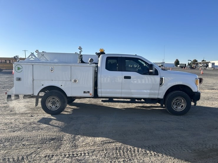 2017-ford-f350-image-7
