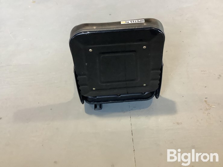universal-seat-image-6