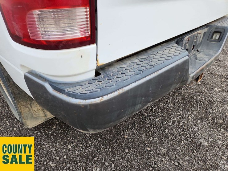 2010-dodge-ram-2500-image-38