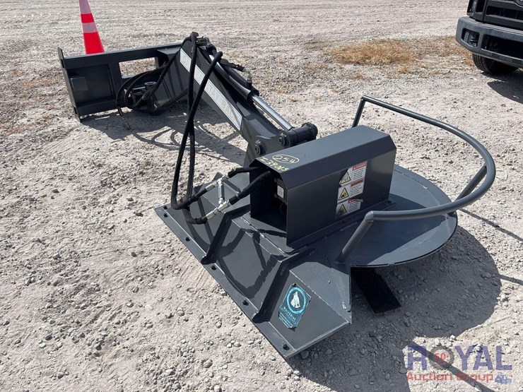 wolverine-hydraulic-slope-mower-skid-steer-attachment-image-1