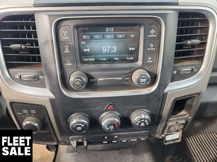 2015-ram-2500-slt-image-18