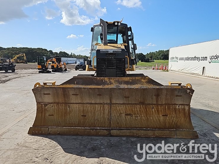 2014-caterpillar-d6k2-lgp-image-15