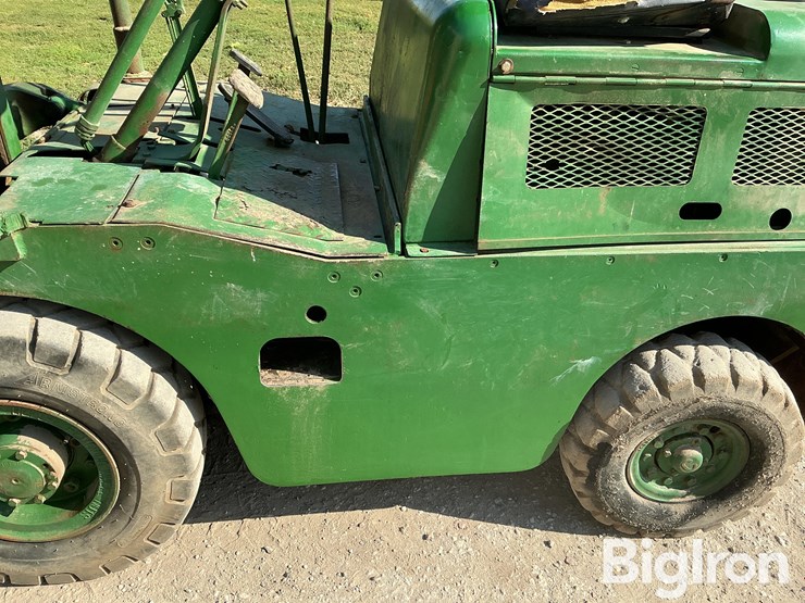 clark-yardlift-y40-forklift-image-13