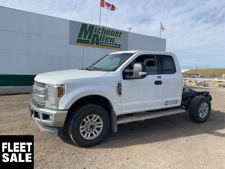 2018-ford-f350-image-1