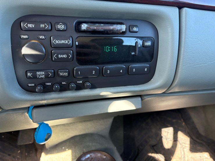 #118-•-1997-cadillac-deville-(wi-title)-image-20