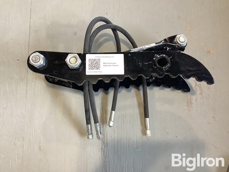 mini-excavator-hydraulic-thumb-image-12