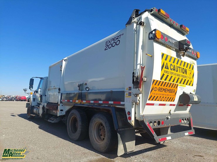 2010-international-workstar-7400-image-7