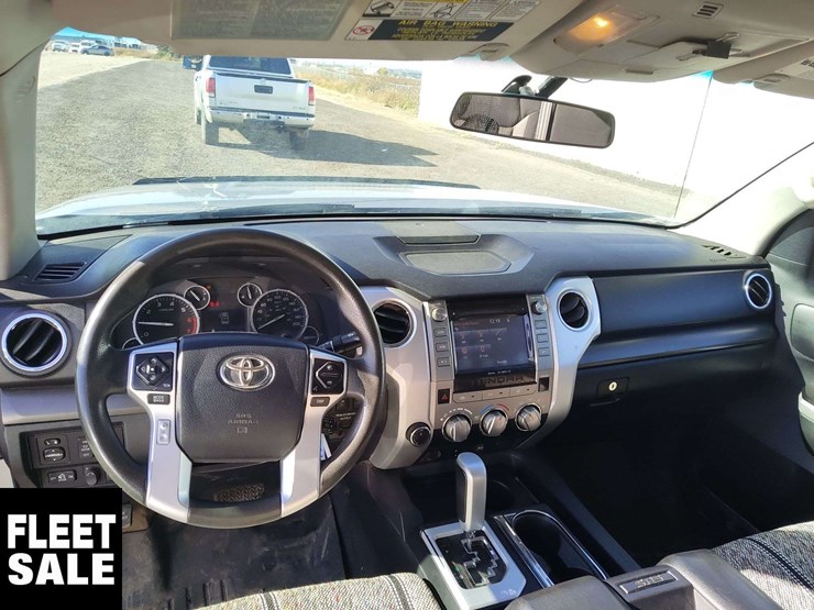 2017-toyota-tundra-image-14