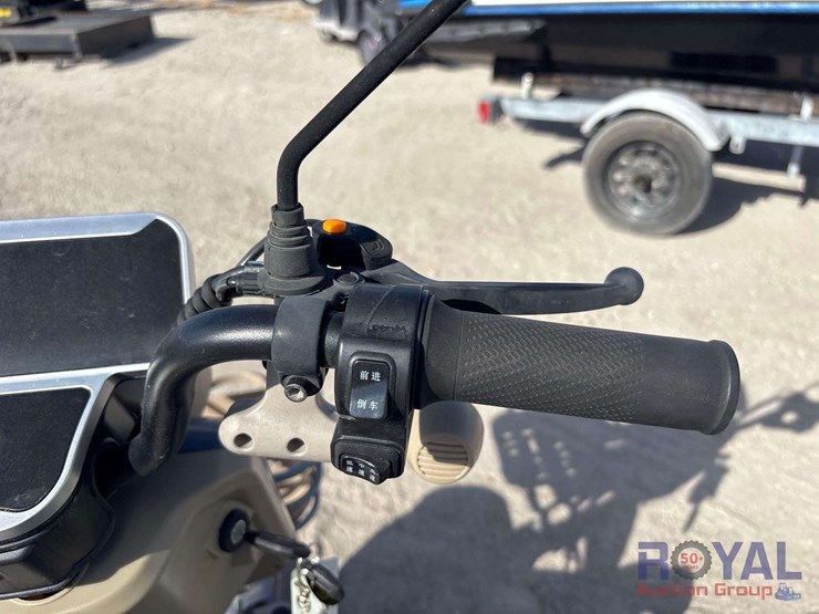 irgc40-electric-tricycle-image-9