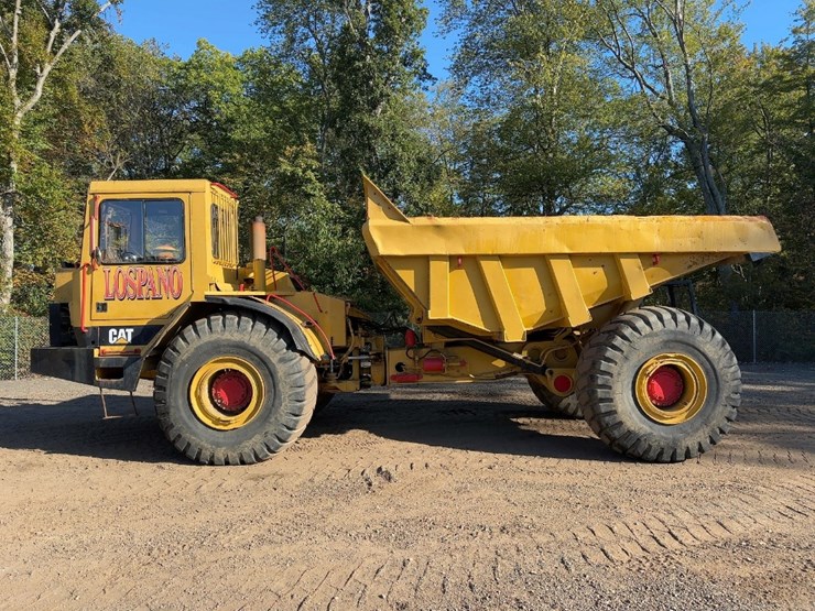1990-caterpillar-d30d-image-2