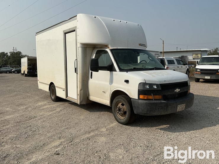 chevrolet-express-g3500-image-3