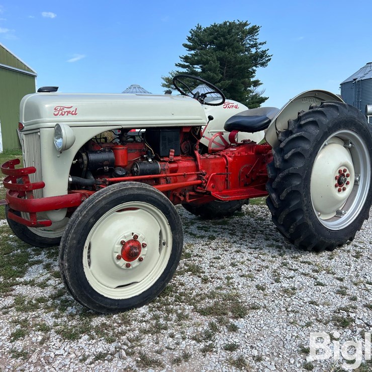 FORD 8N