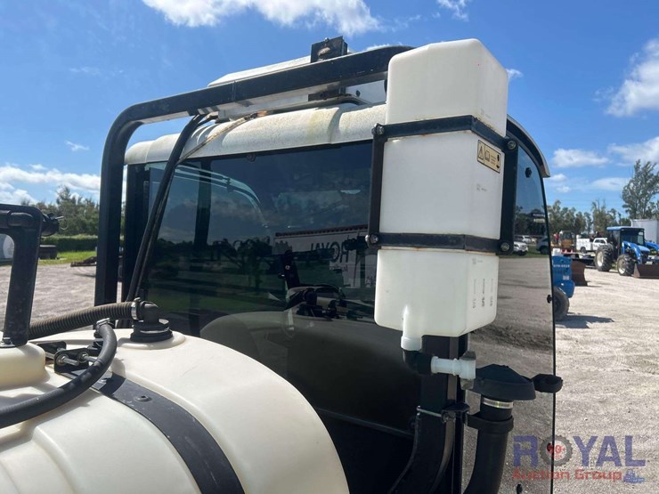 toro-multi-pro-5800-turf-sprayer-cart-image-26