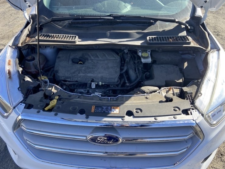 2017-ford-escape-se-image-34