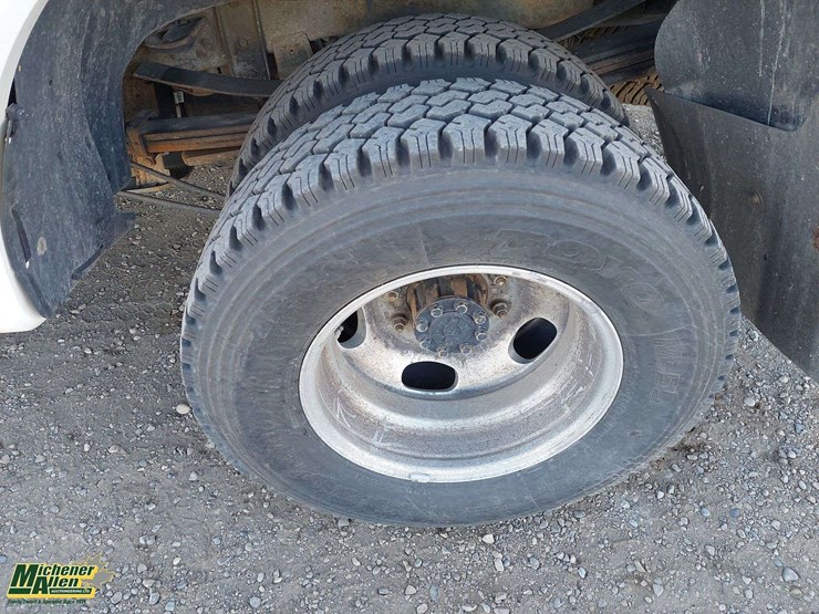 2017-ford-f350-image-19