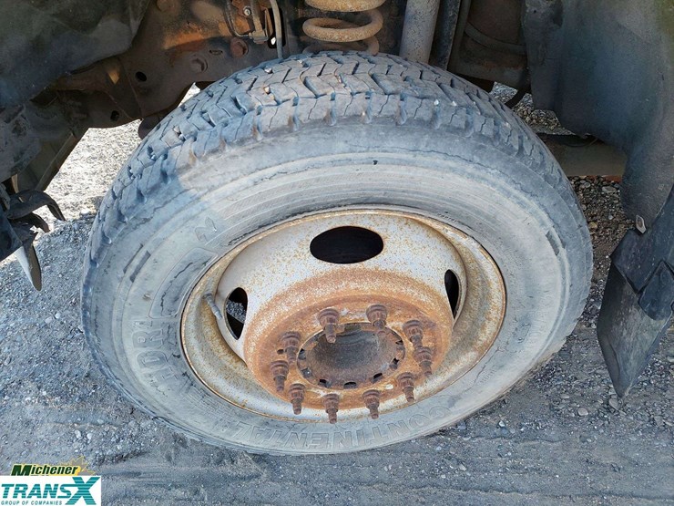 2011-ford-f450-image-10