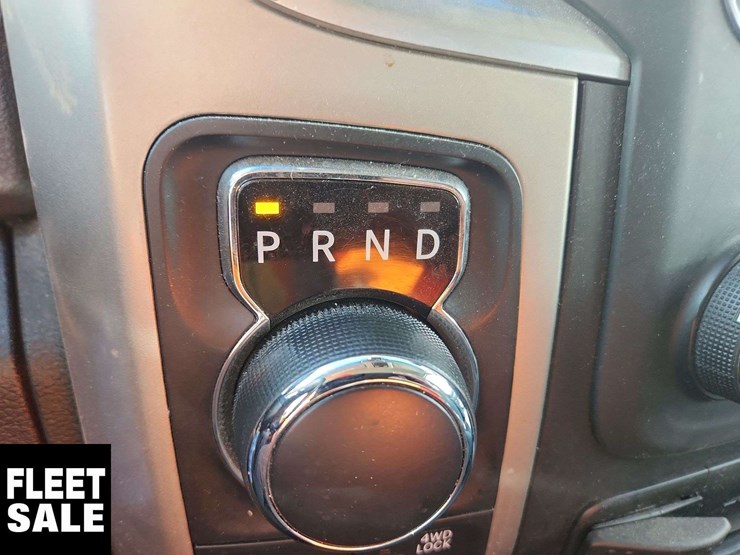 2014-ram-1500-slt-image-11
