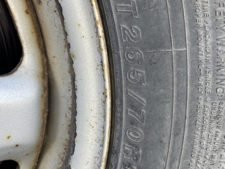 2011-ford-f150-image-40