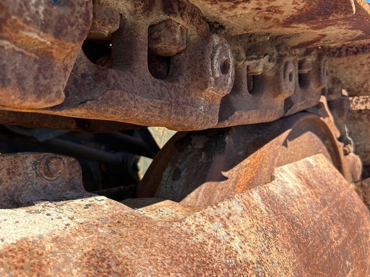 caterpillar-973-image-13
