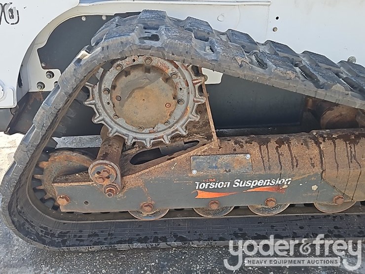 2019-bobcat-t870-image-9
