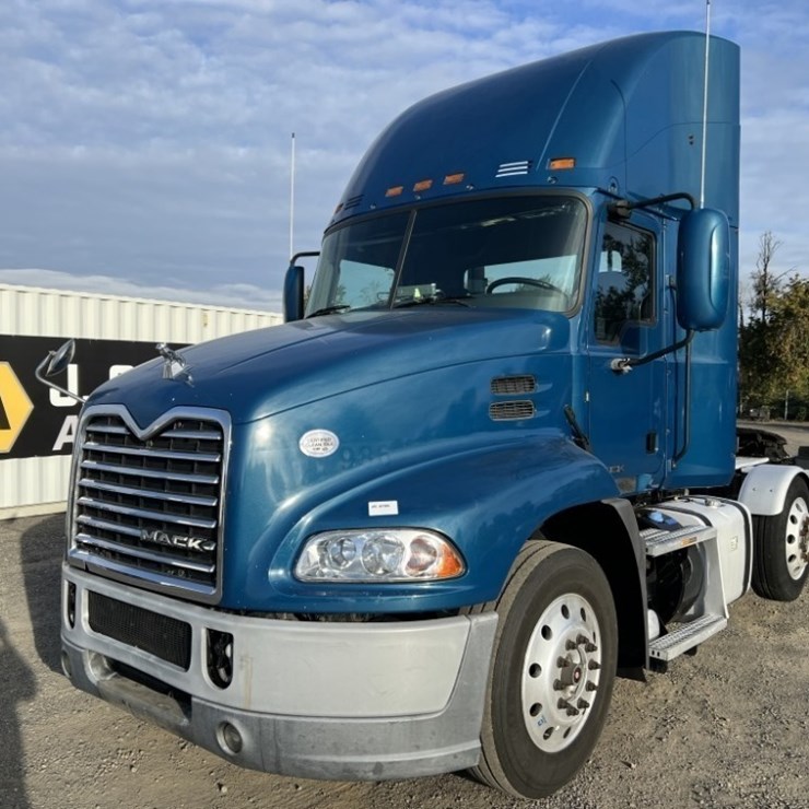 2017 Mack CXU613 Tri-Axle Truck Tractor