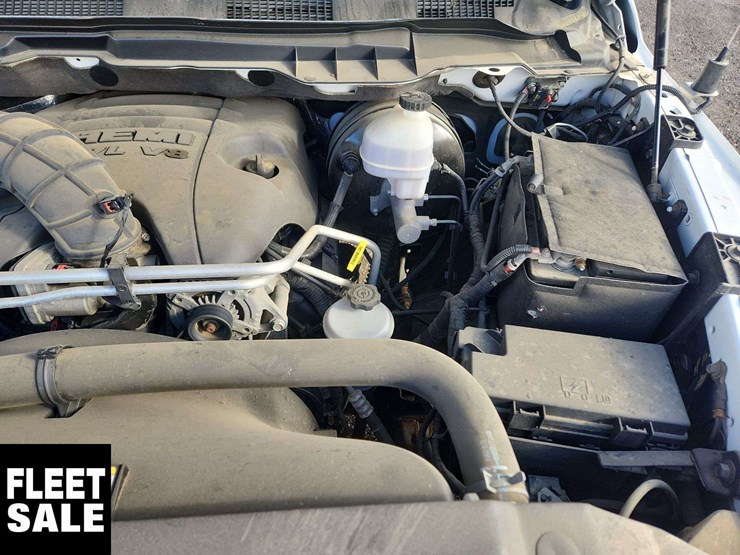 2012-ram-1500-slt-image-26