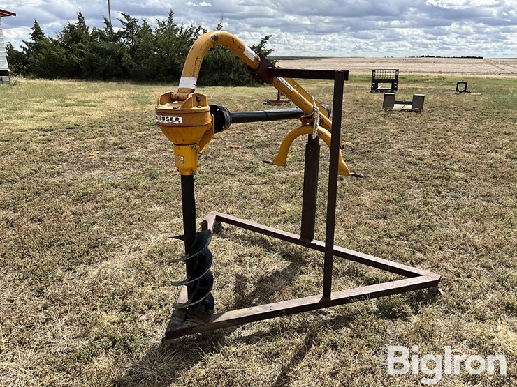 danuser-3-pt-post-hole-digger-&-stand-image-5