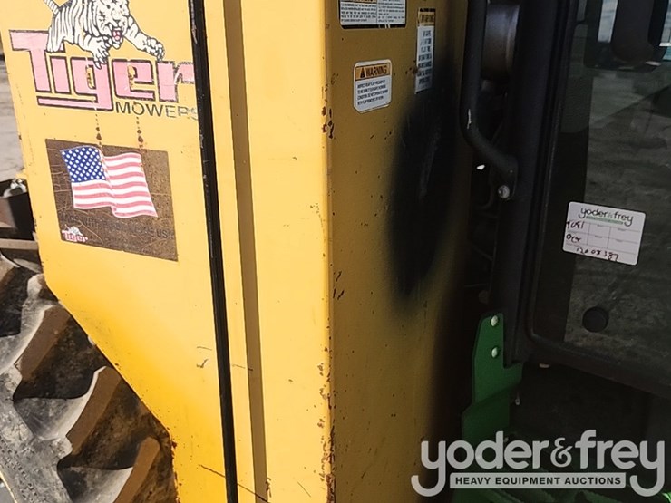 2009-john-deere-5093e-image-16