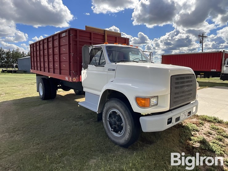 1995-ford-f700-image-3