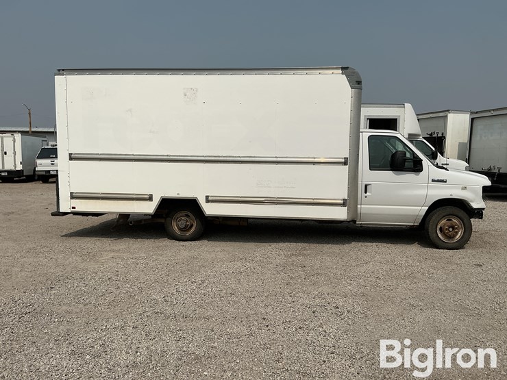 ford-e350-image-4