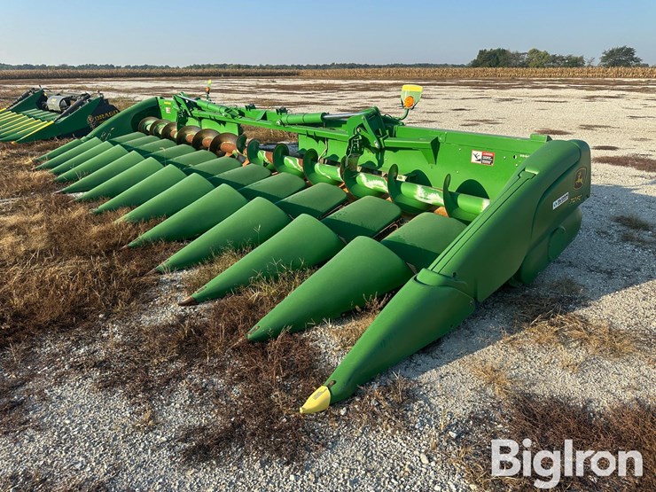 2020-john-deere-712fc-image-3