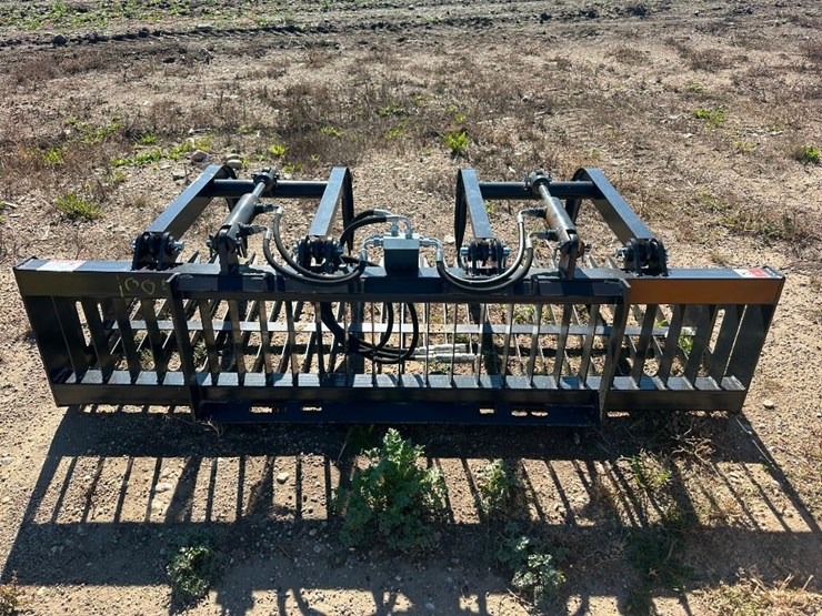 jct-skid-steer-rock-bucket-with-grapple-image-1