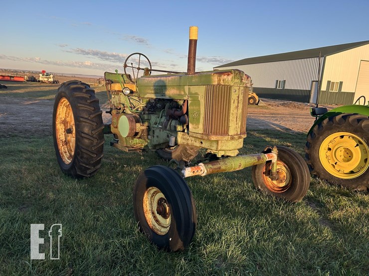 john-deere-70-image-9