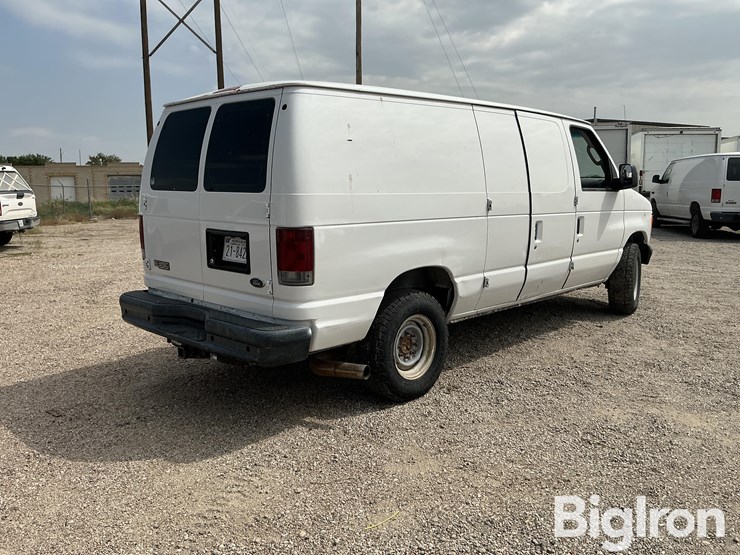 2006-ford-econoline-350-image-5