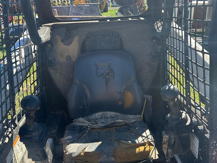 2013-bobcat-t180-image-14