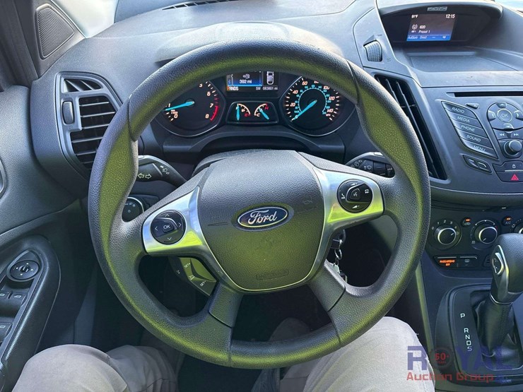 2016-ford-escape-image-9