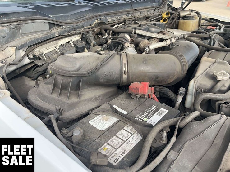 2019-ford-f550-image-13